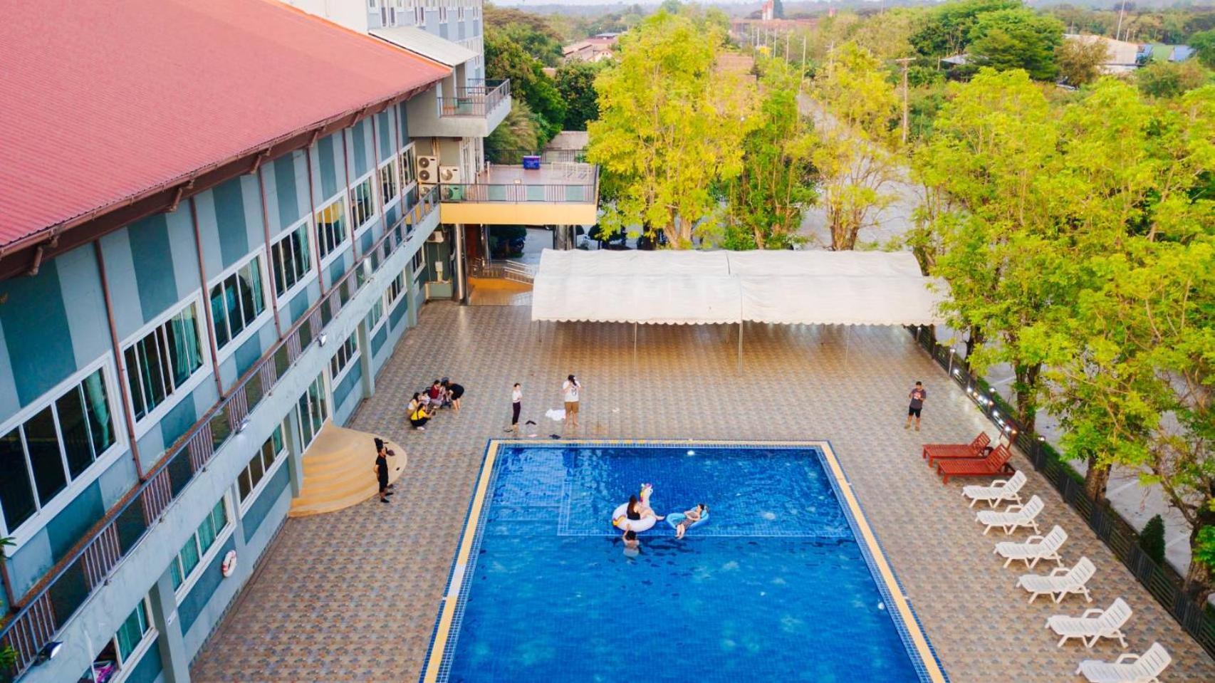 Sky View Hotel Buriram Dış mekan fotoğraf